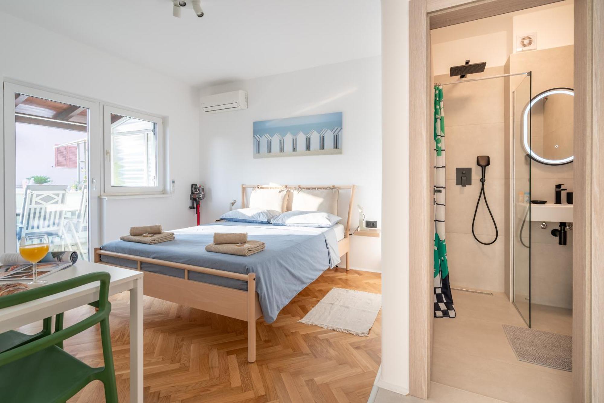 New! D31 Studio W2 Bikes, Sunny Terrace & Parking Rovinj Buitenkant foto